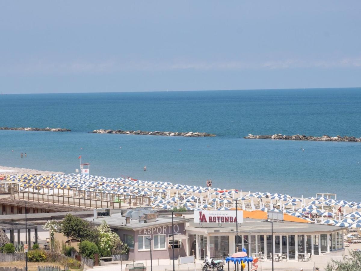 Hotel Marina Beach - Azzurro Club Ravenna Ngoại thất bức ảnh