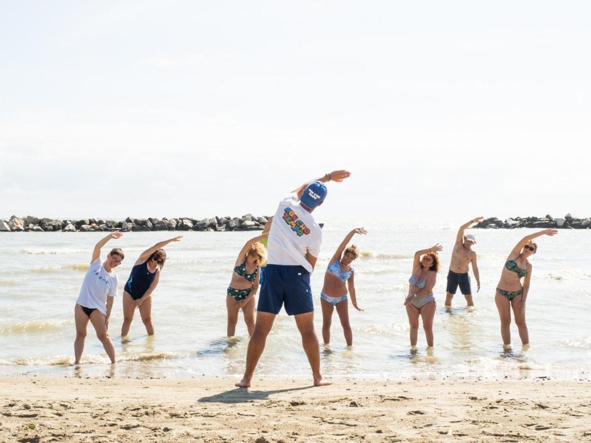 Hotel Marina Beach - Azzurro Club Ravenna Ngoại thất bức ảnh