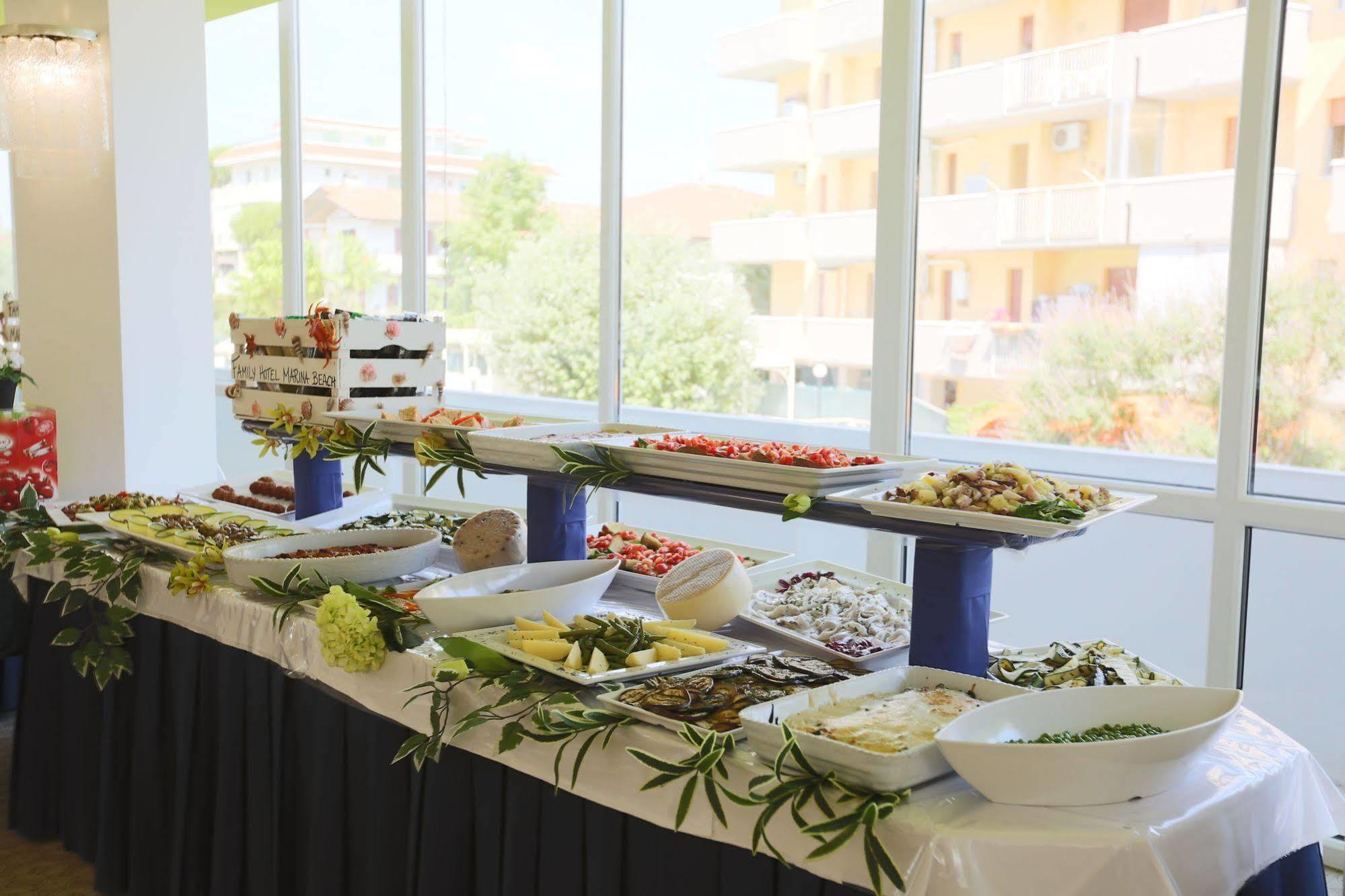Hotel Marina Beach - Azzurro Club Ravenna Ngoại thất bức ảnh